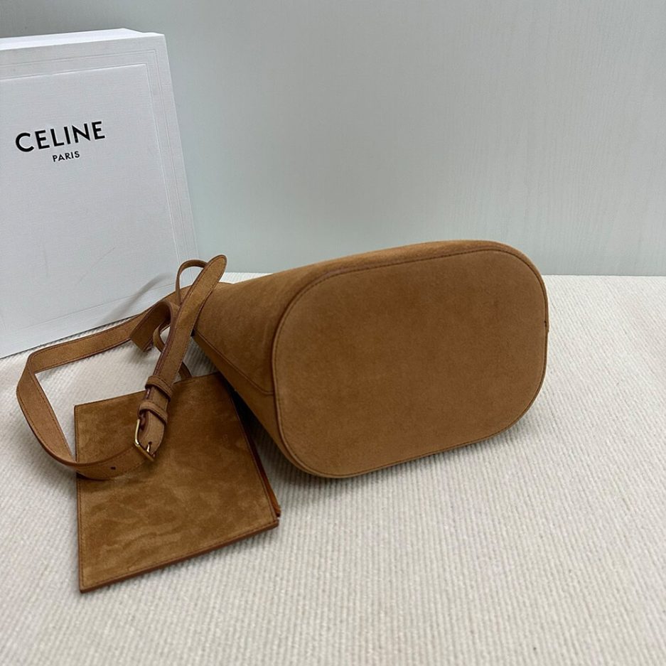 MEDIUM LOUISE BAG in SUEDE CALFSKIN