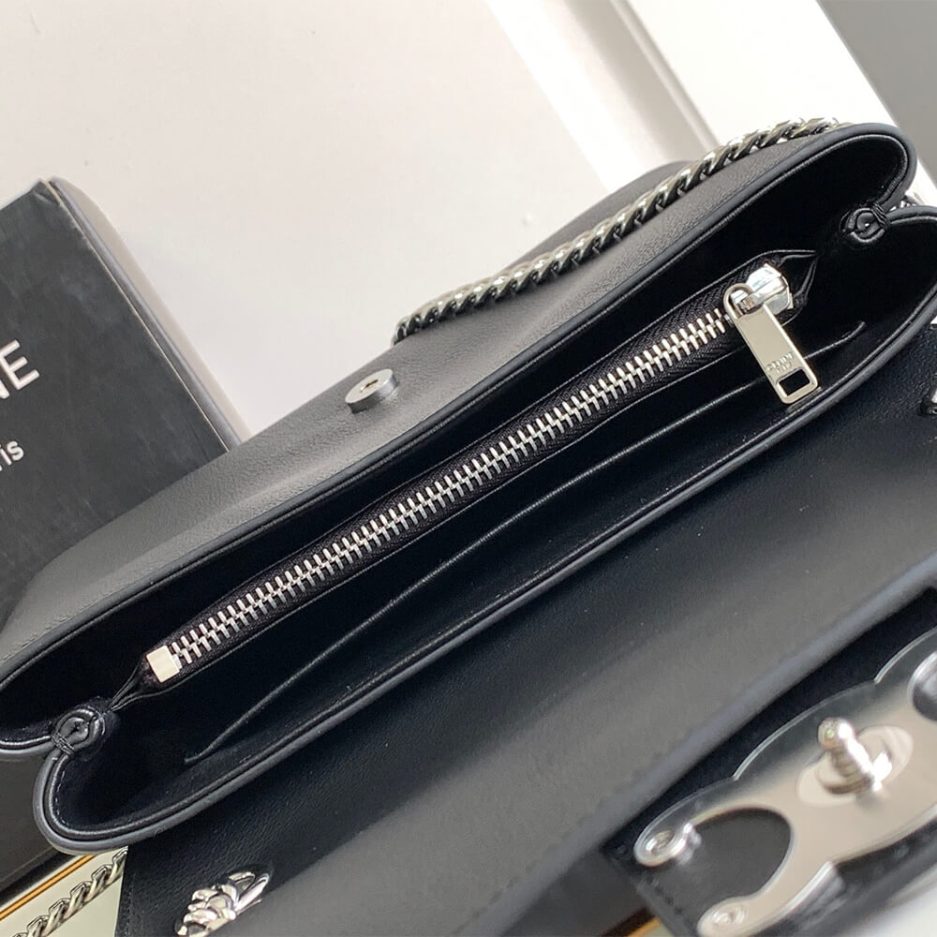 Medium VICTOIRE bag in soft calfskin