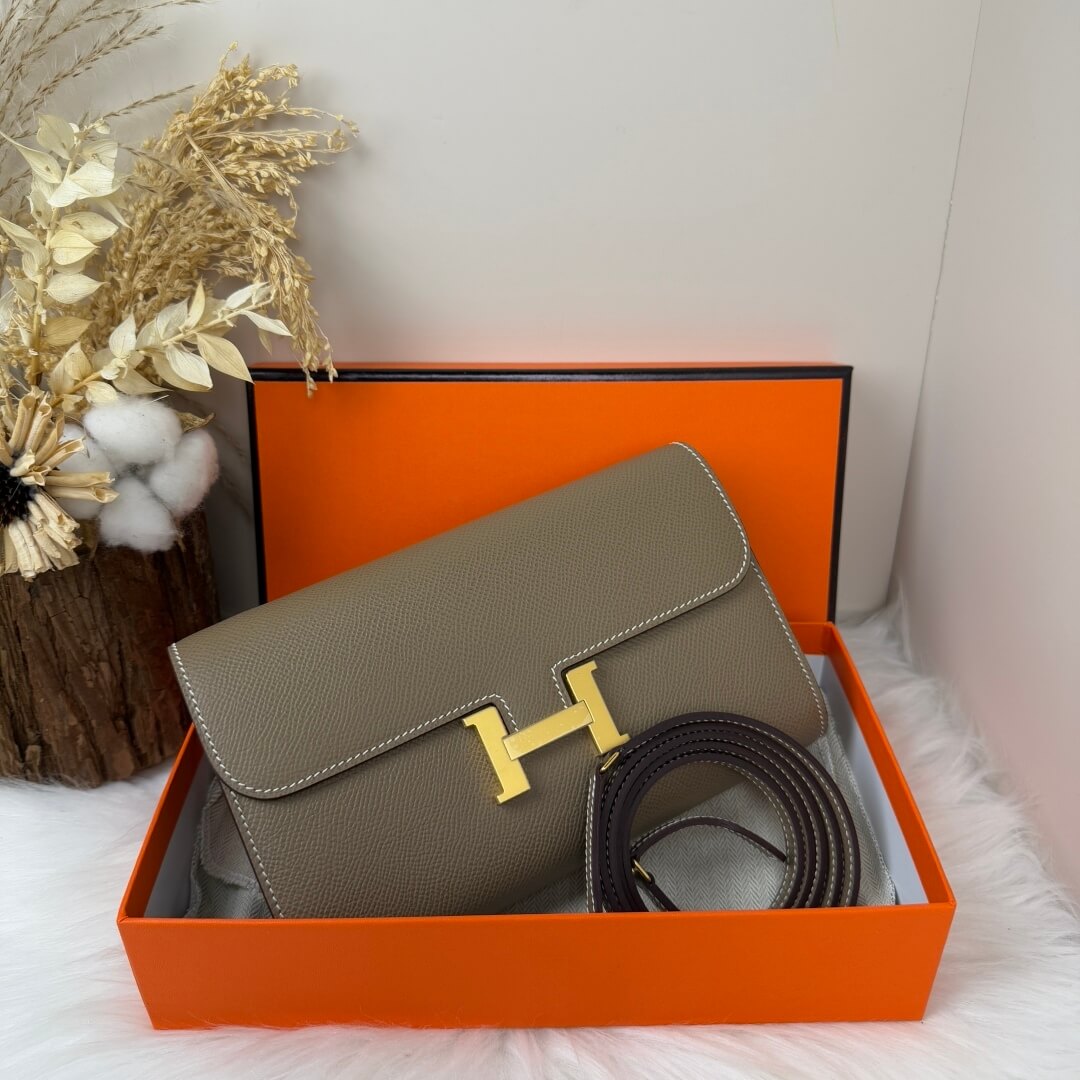 Constance To Go Rock Wallet