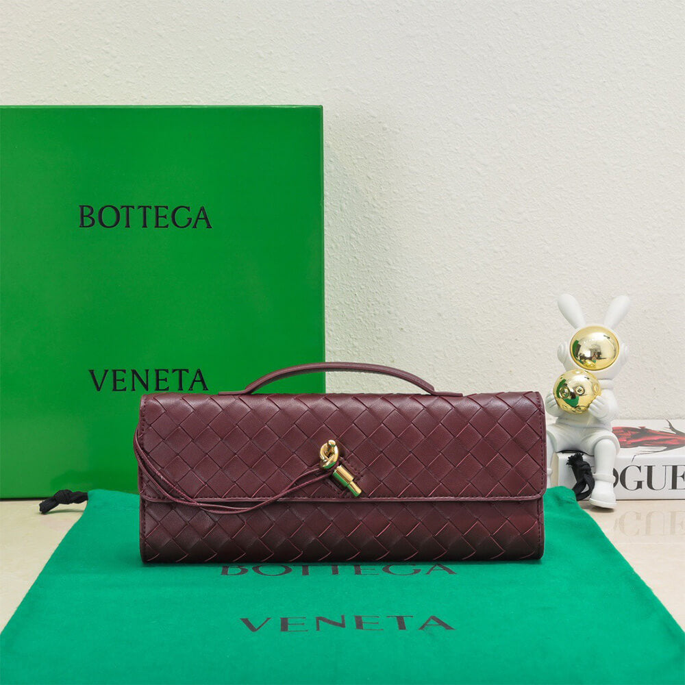 Veneta Andiamo Clutch