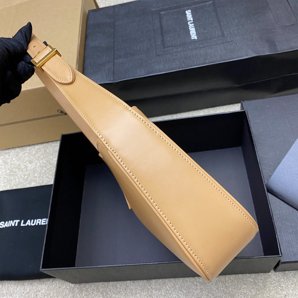 LE 5 A 7 HOBO BAG IN SMOOTH LEATHER