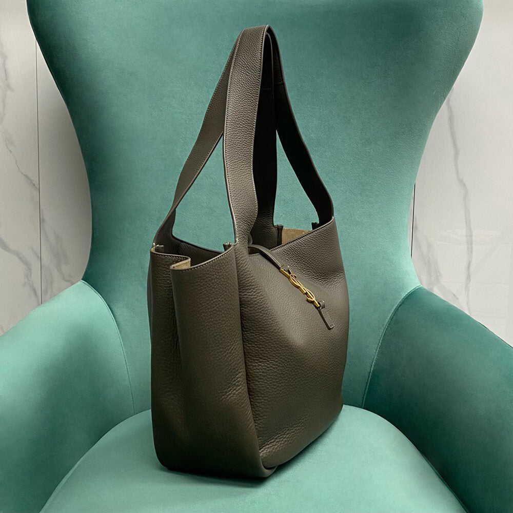 LE 5 A 7 BEA IN GRAINED LEATHER