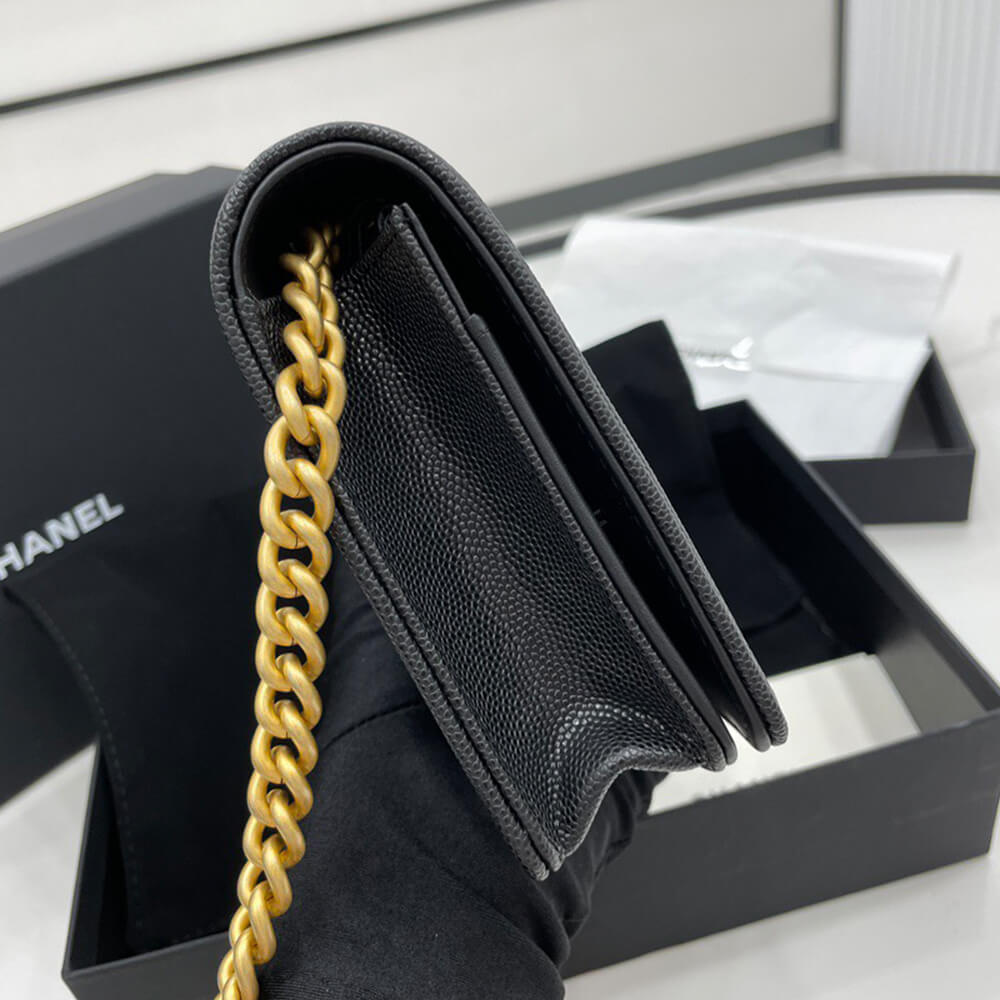 Boy Chanel Wallet On Chain