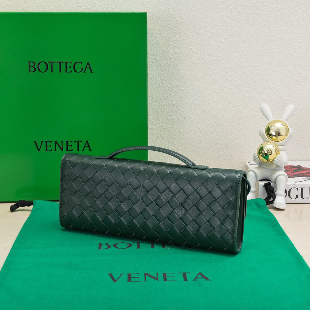 Veneta Andiamo Clutch