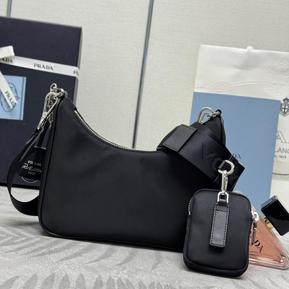 Re-Edition 2005 Re-Nylon Bag