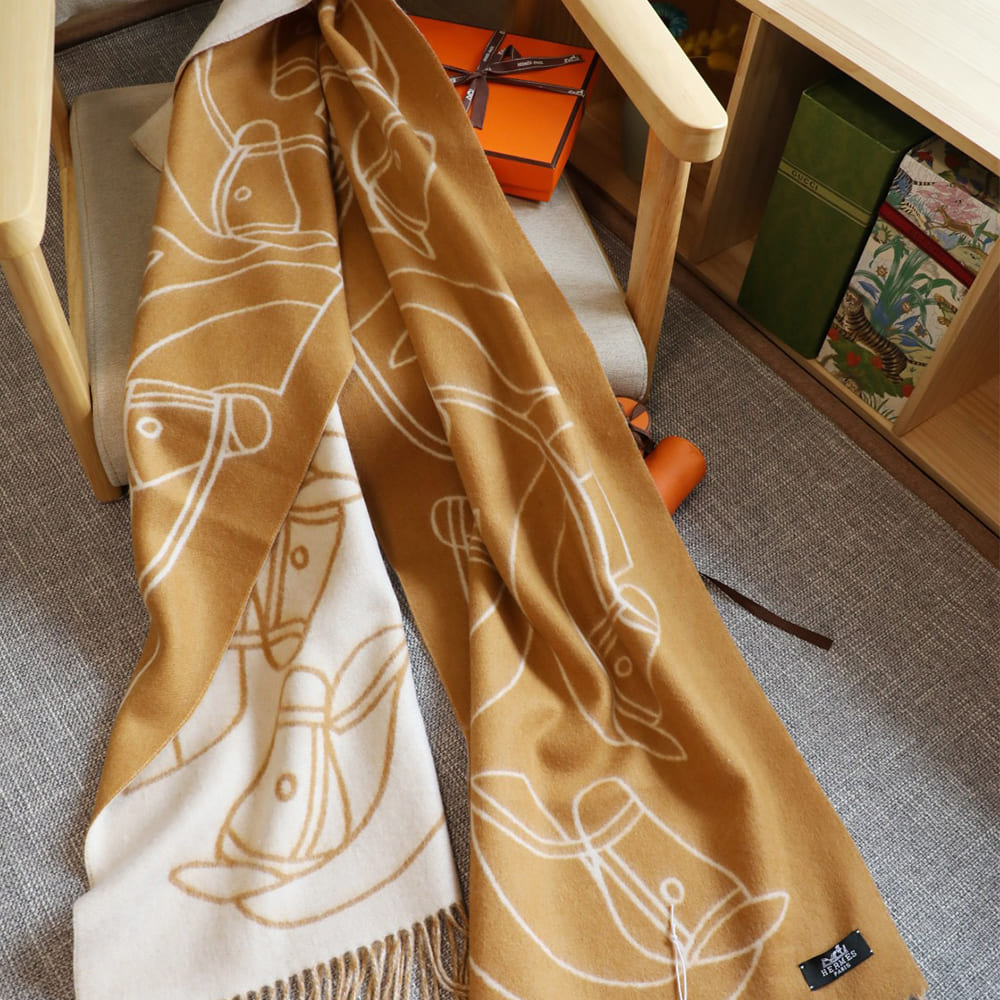 Casaque Entrelacs Equestres Scarf