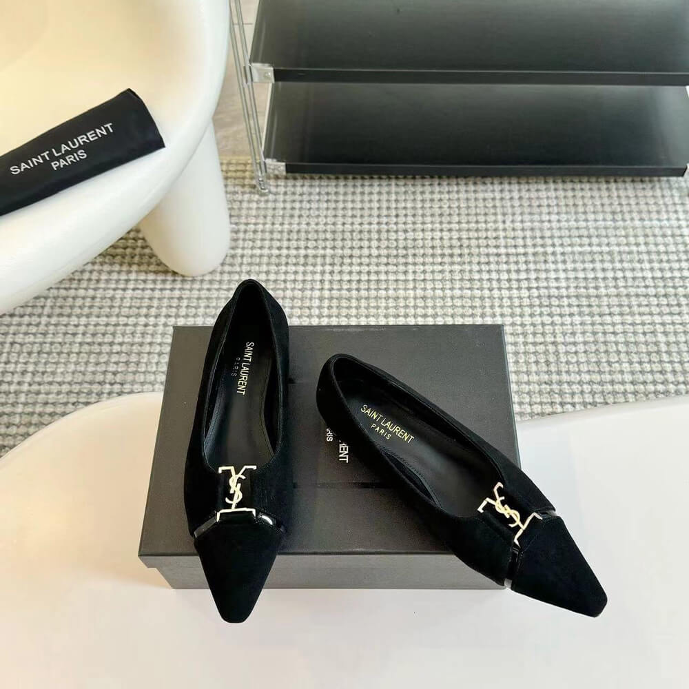 Pointed Toe Pump