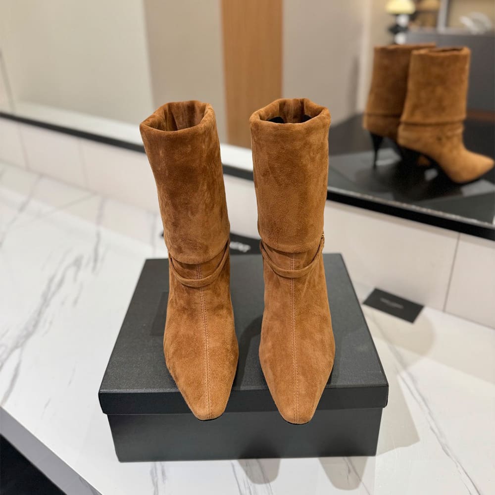 Niki Booties in Suede