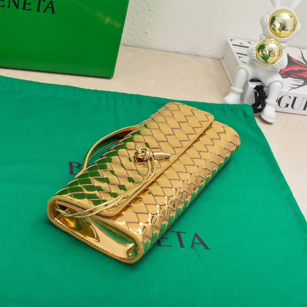 Veneta Andiamo Clutch