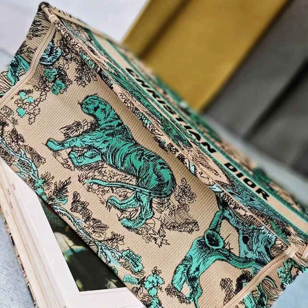 Medium iviera Book Tote