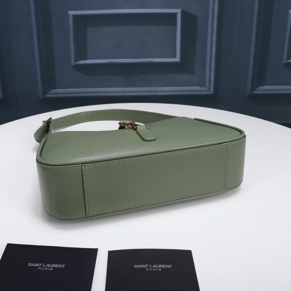 LE 5 A 7 HOBO BAG IN SMOOTH LEATHER