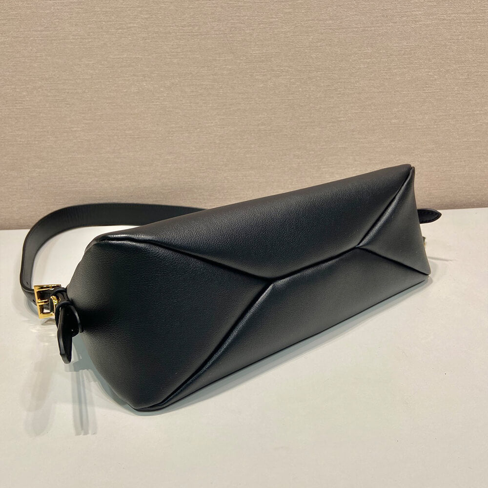 Aimée Medium Leather Shoulder Bag