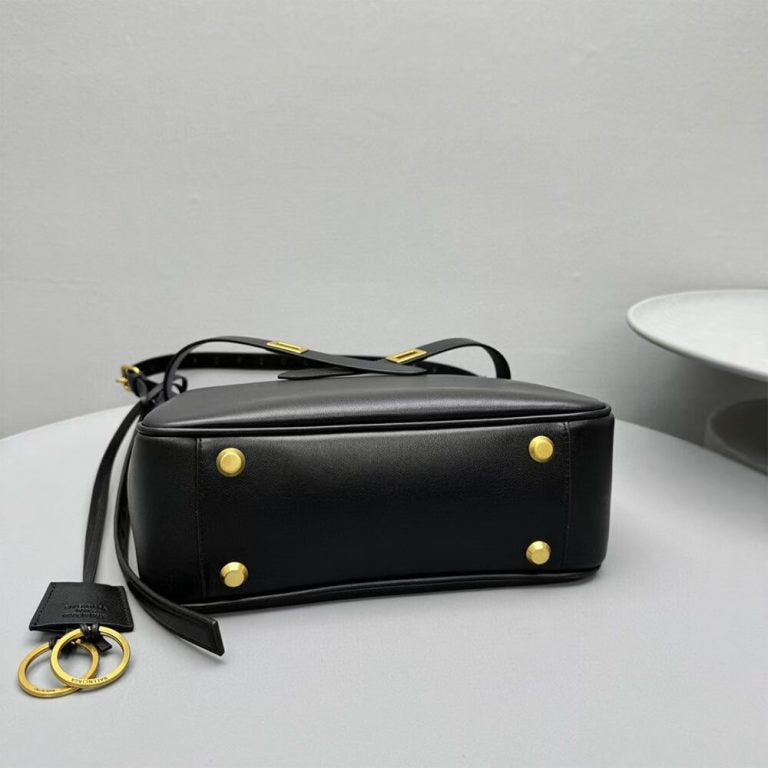 Women’s Bel Air Hobo Bag Small