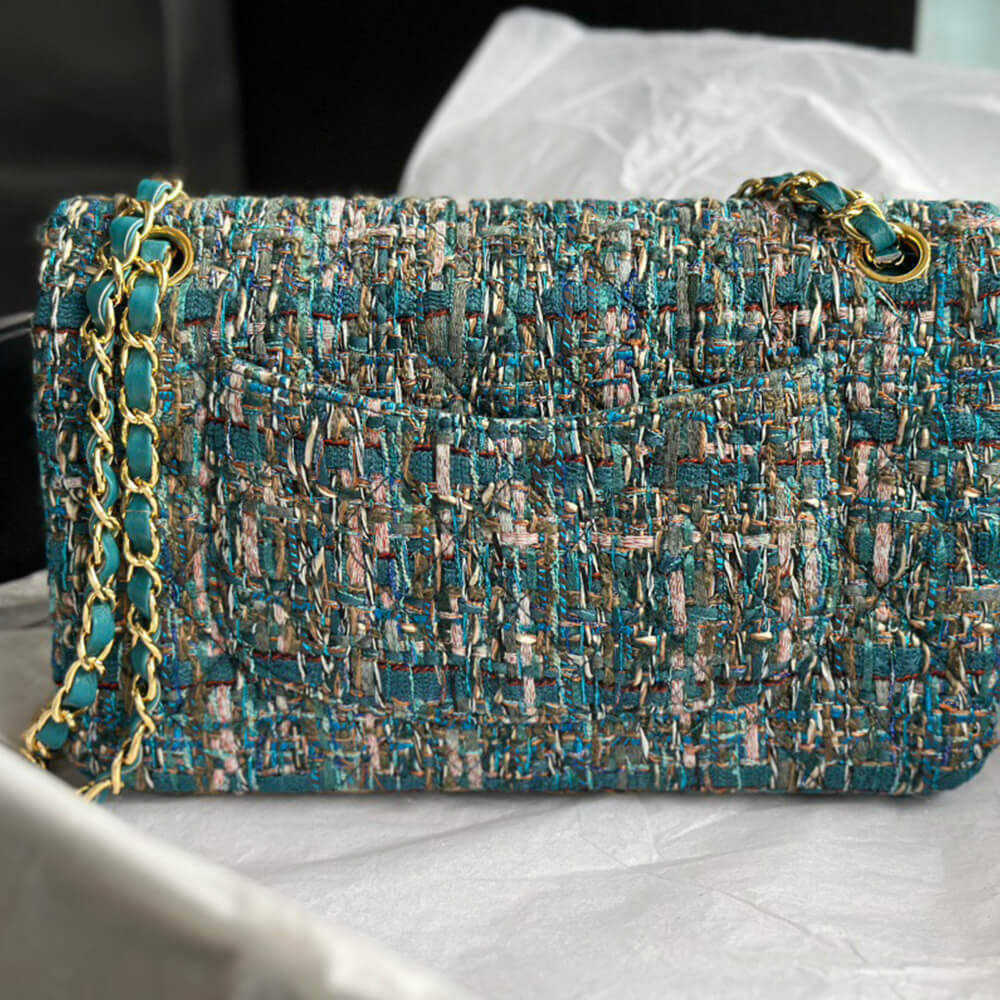 Tweed Medium Classic Flap Bag