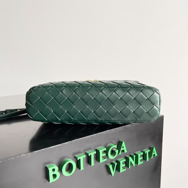 Veneta Bang Bang Vanity Case