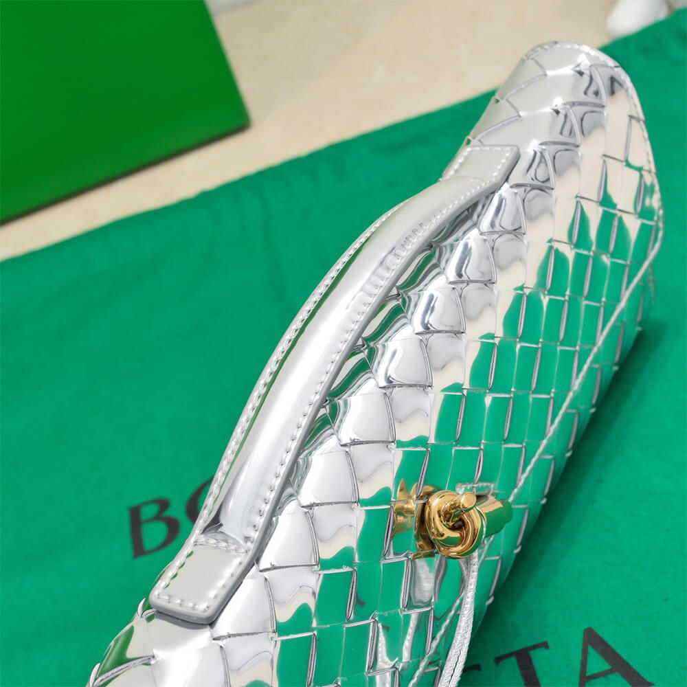 Veneta Andiamo Clutch