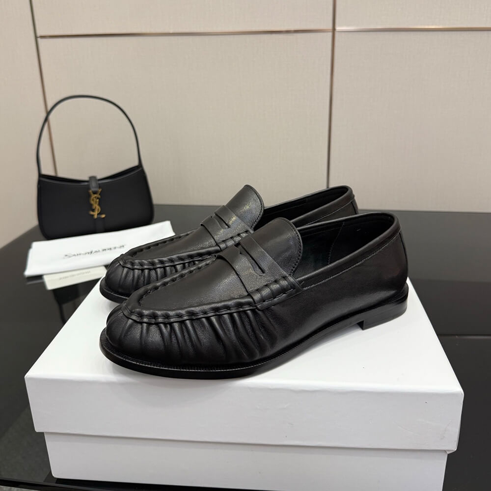 Le Loafer Supple in Shiny Leather