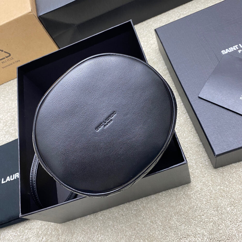 GABY BUCKET BAG IN LAMBSKIN