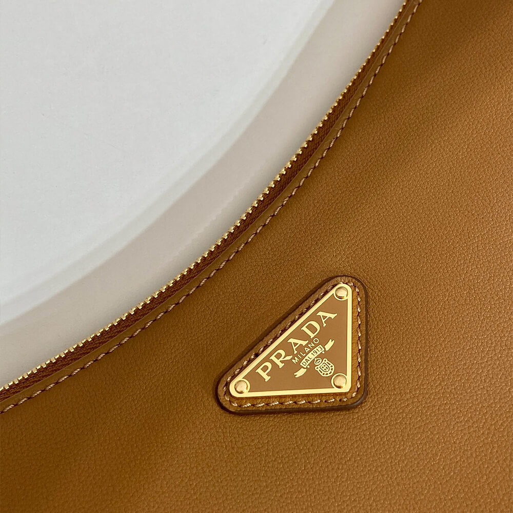 Aimée Medium Leather Shoulder Bag