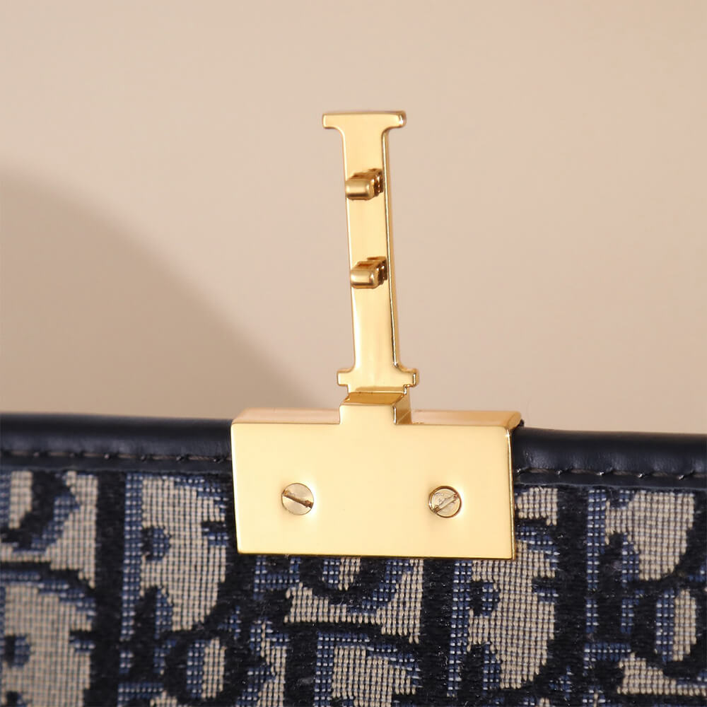 30 Montaigne East-West Bag with Chain