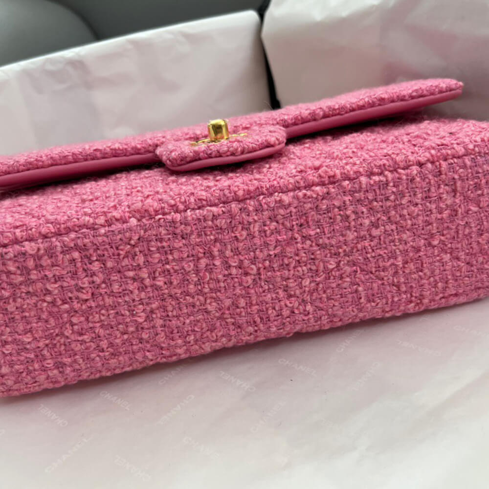 Tweed Medium Classic Flap Bag