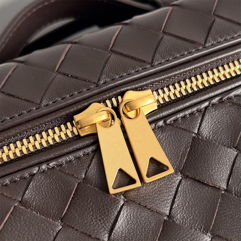 Veneta Bang Bang Vanity Case