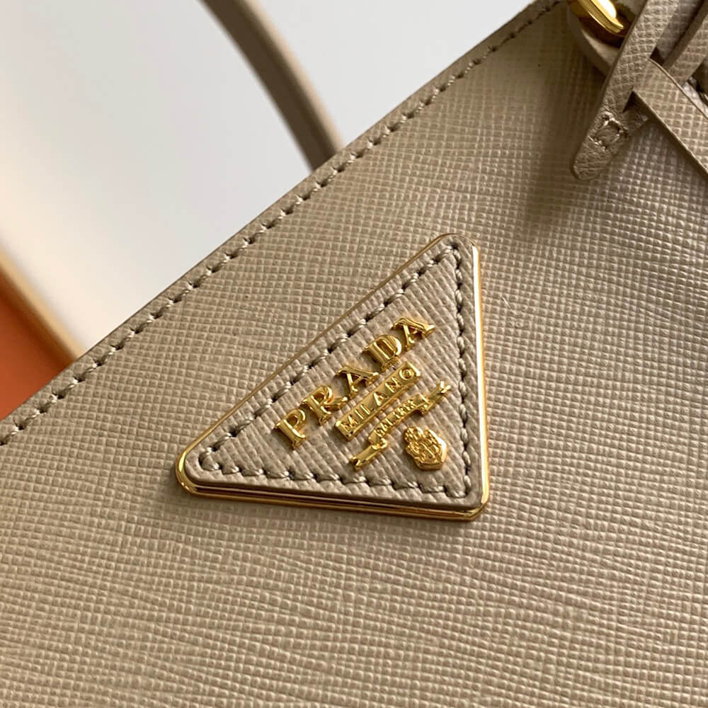 Large Galleria Saffiano Leather Bag