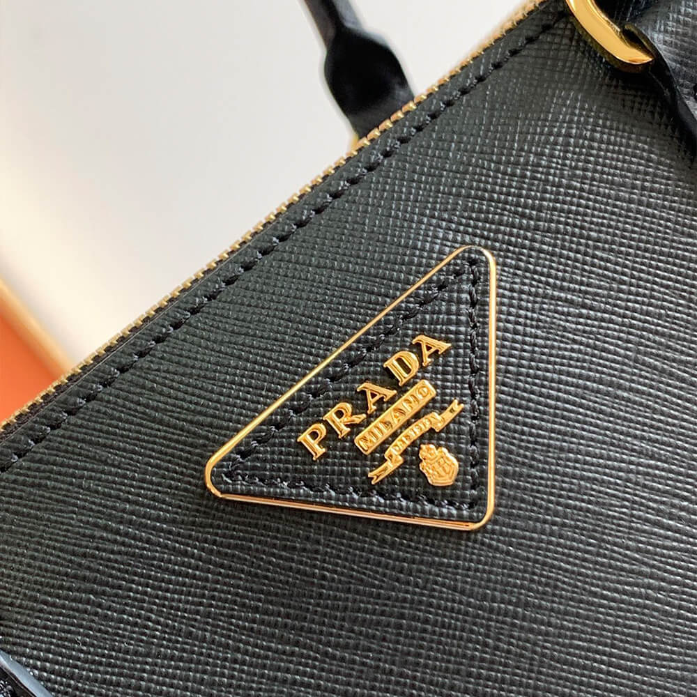 Large Galleria Saffiano Leather Bag