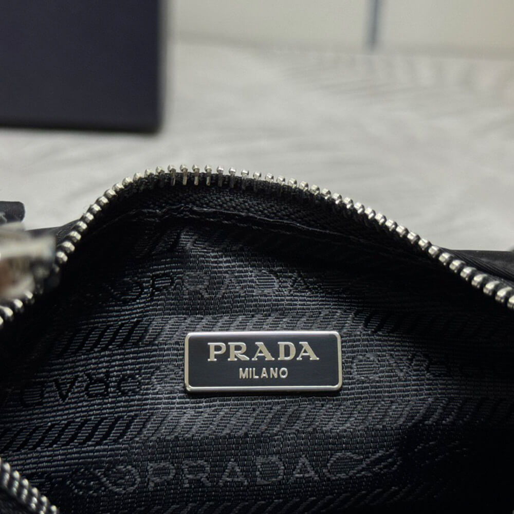 Re-Edition 2005 Re-Nylon Bag