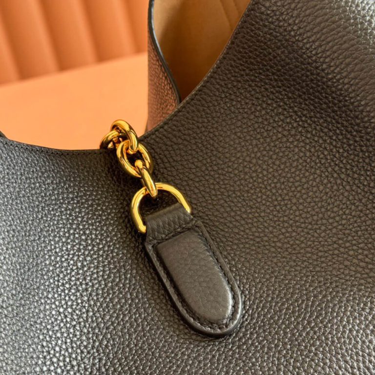 Softbit maxi shoulder bag