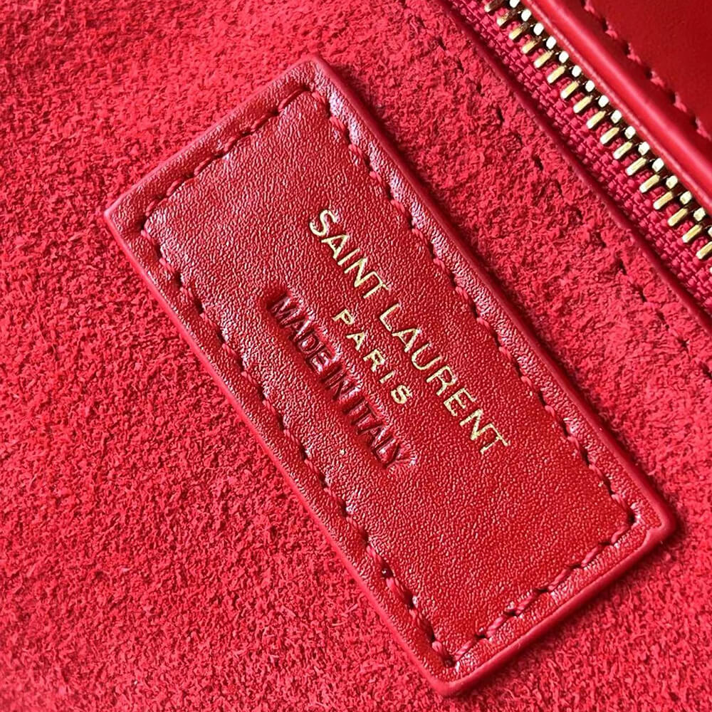 LE 5 A 7 HOBO BAG IN SMOOTH LEATHER