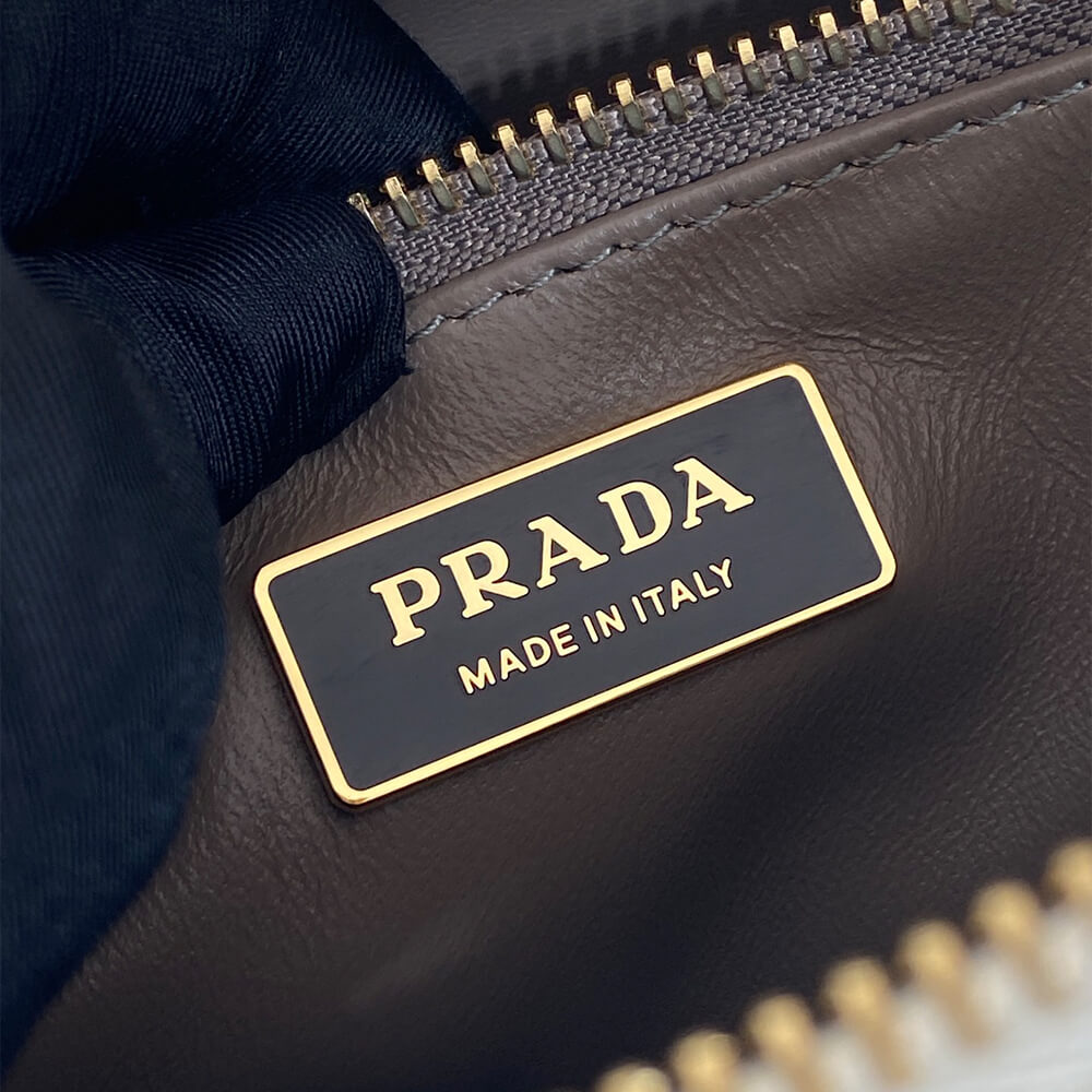 Aimée Medium Leather Shoulder Bag