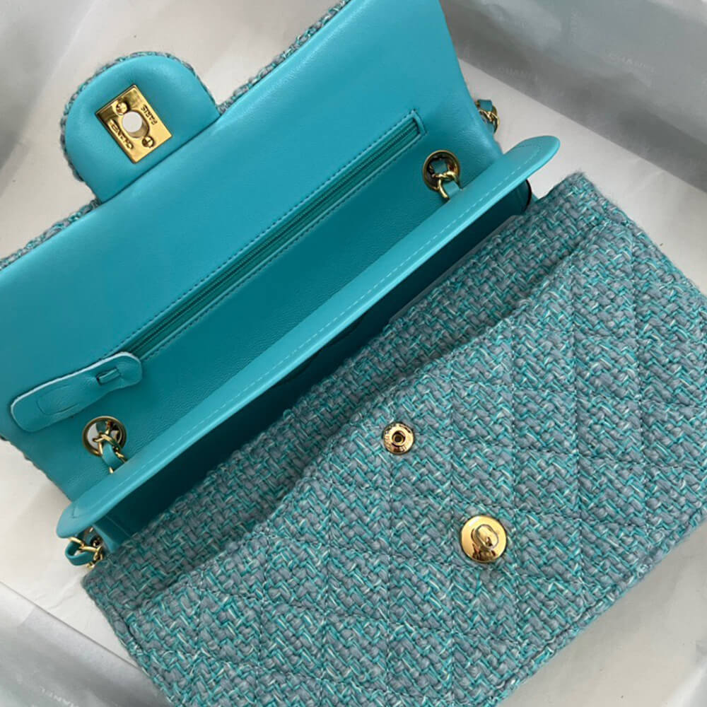 Tweed Medium Classic Flap Bag