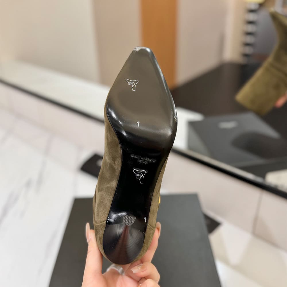 Niki Booties in Suede