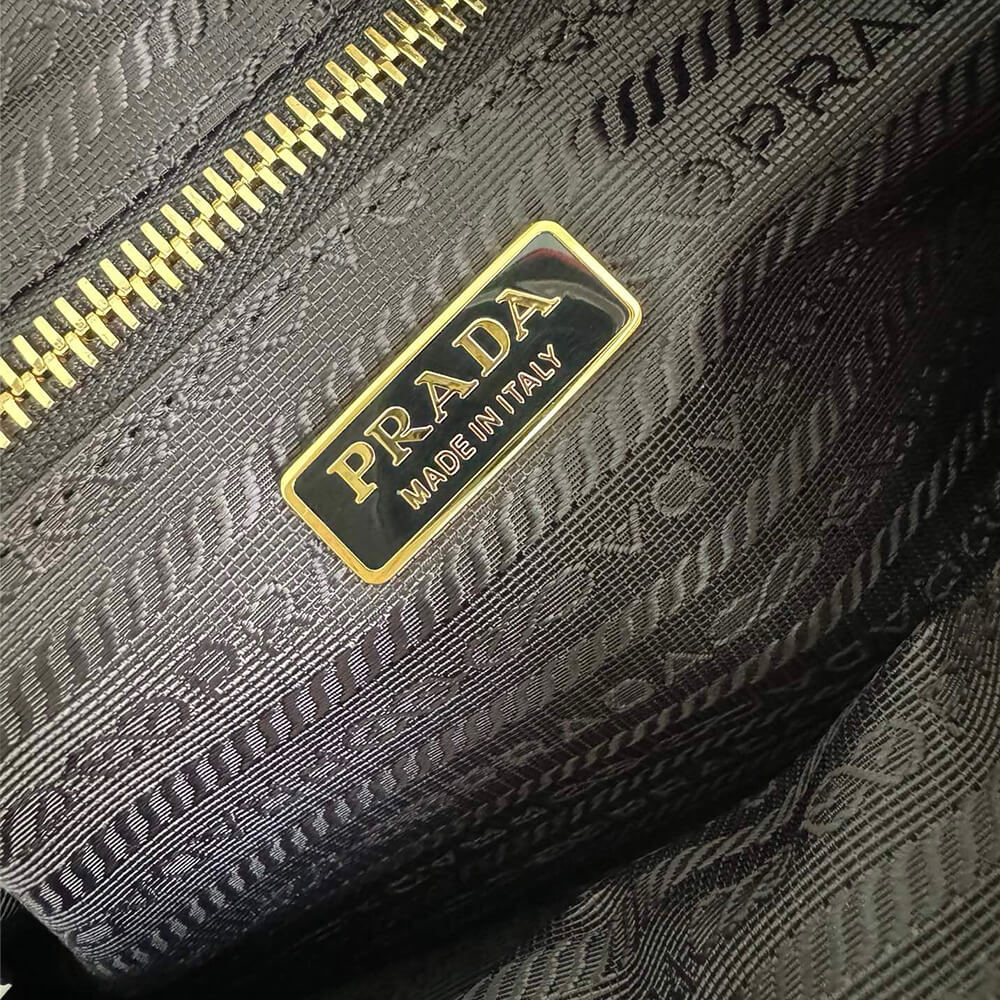 Medium Leather Handbag