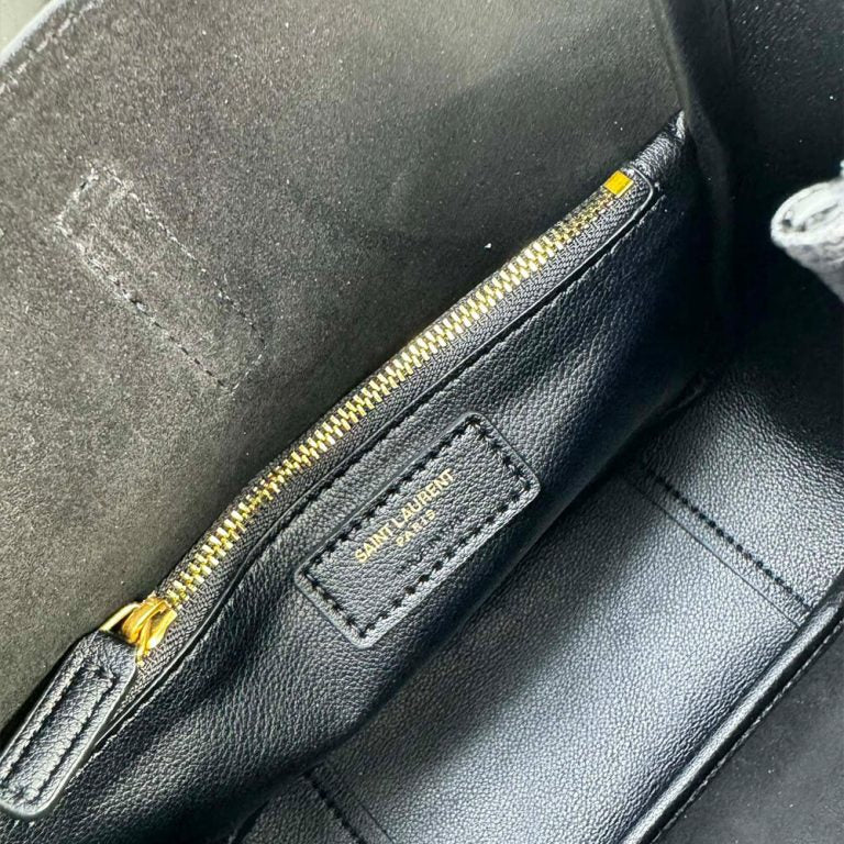 Small LE 5 À 7 bag in soft grained leathe