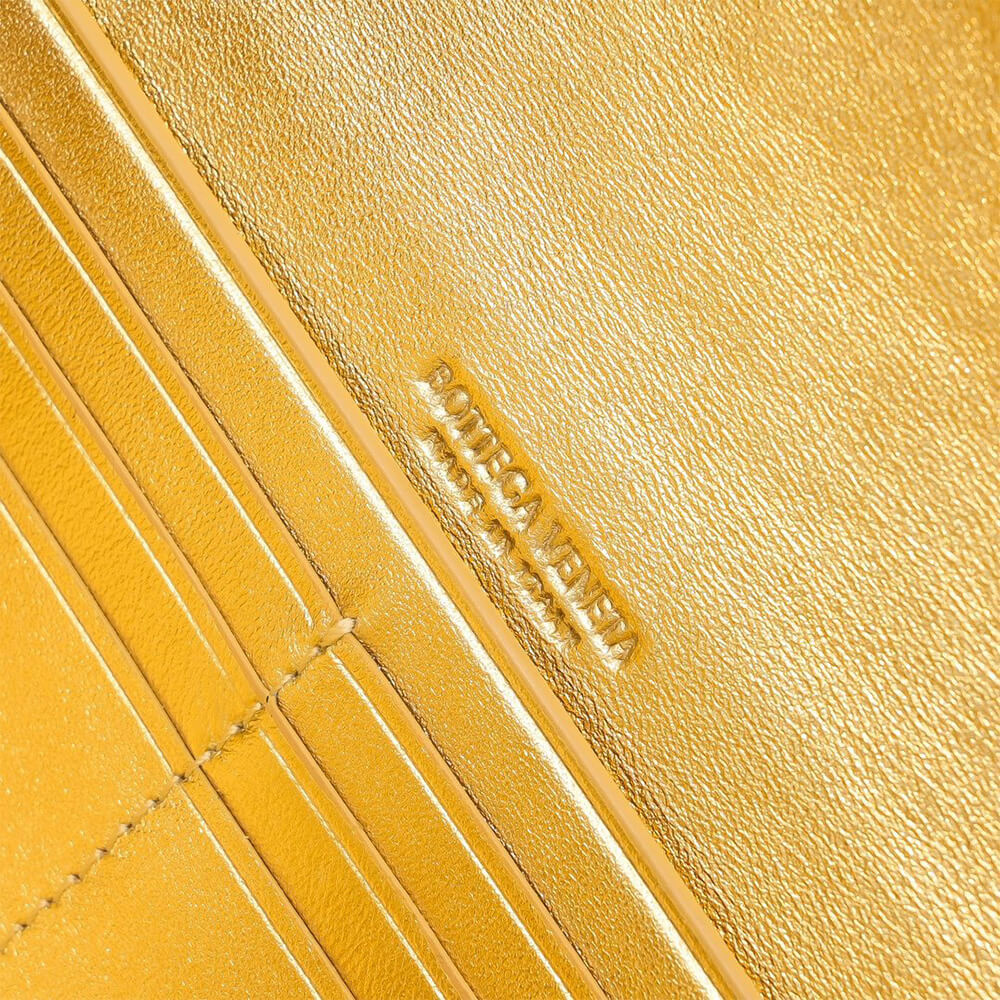 Veneta Andiamo Clutch