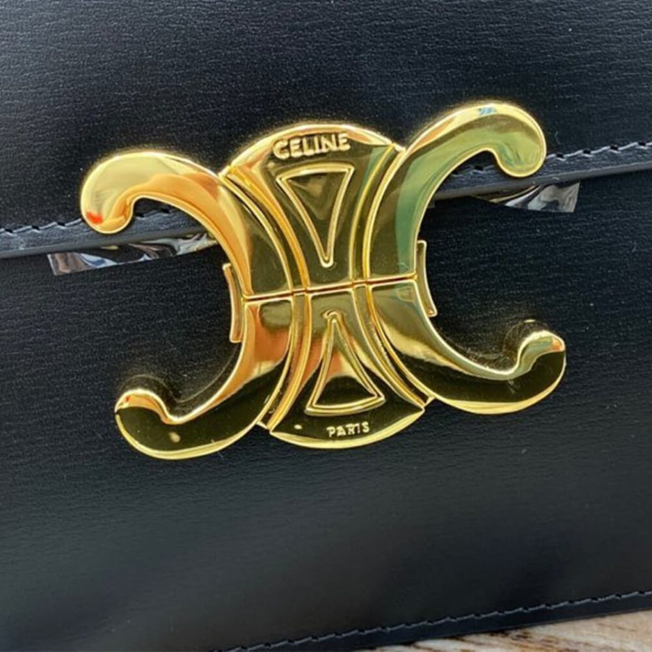 CLASSIQUE TRIOMPHE BAG IN CALFSKIN