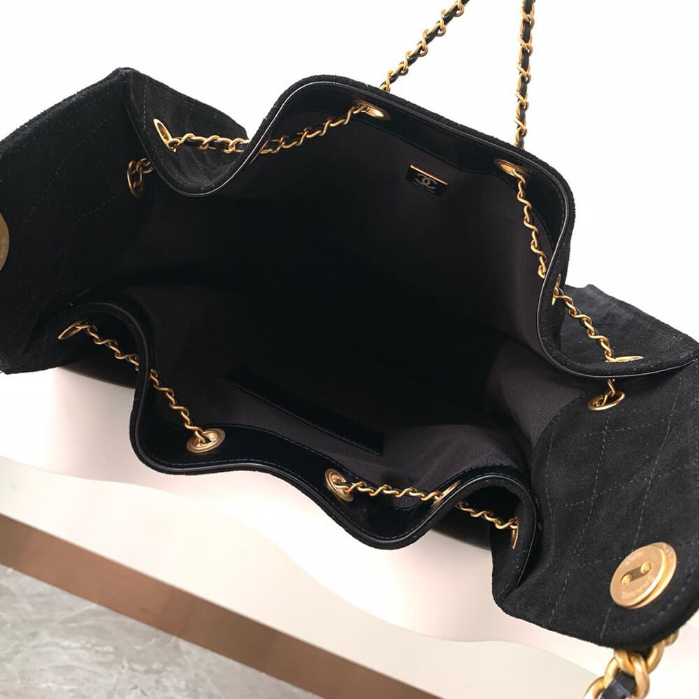 25C Large HOBO Suede