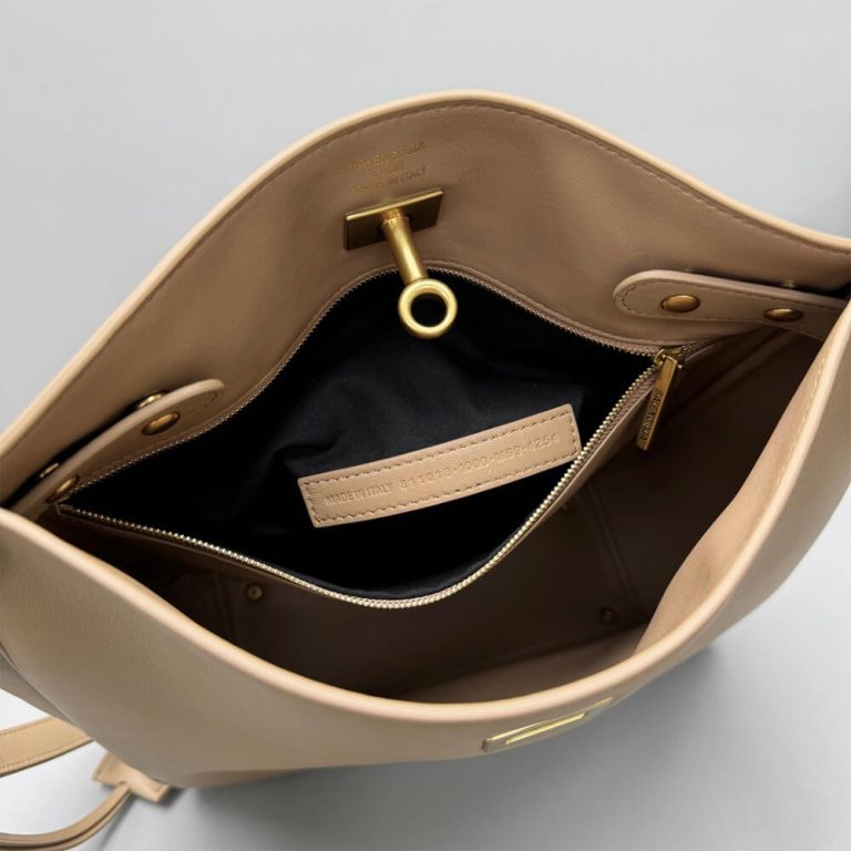 Women’s Bel Air Hobo Bag Small