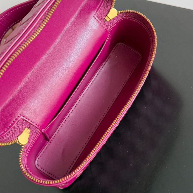 Veneta Bang Bang Vanity Case