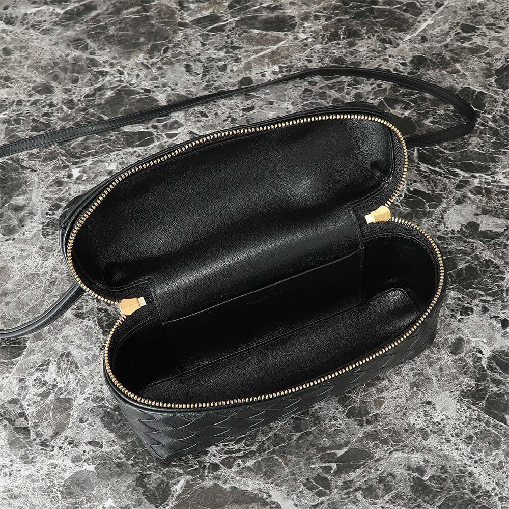 Veneta Bang Bang Vanity Case