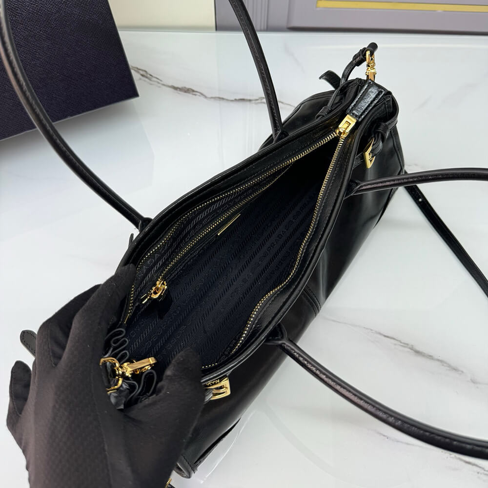 Medium Leather Handbag