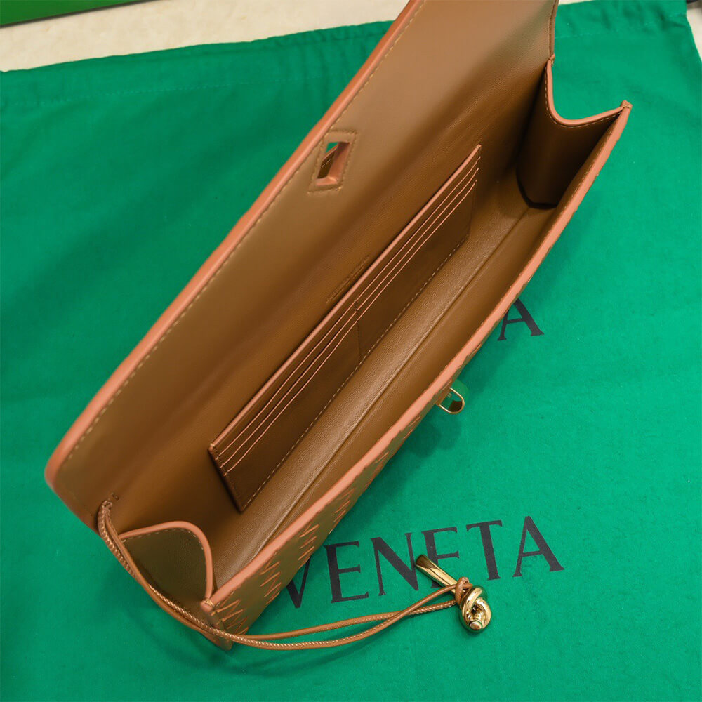Veneta Andiamo Clutch