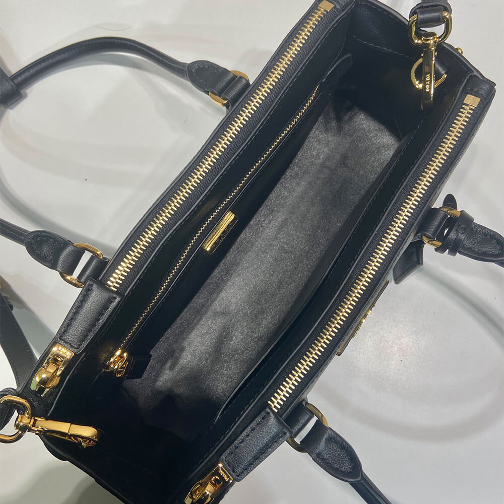 Medium Galleria Leather Bag