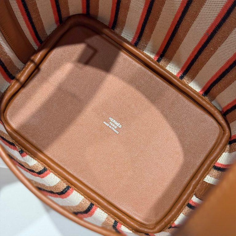 Picotin Lock 18 Tote