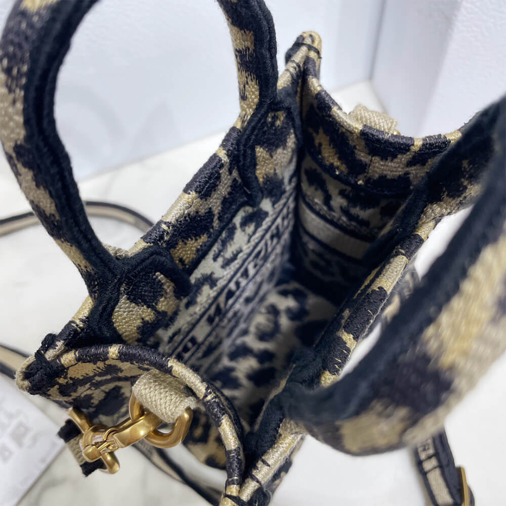 MINI BOOK TOTE PHONE BAG