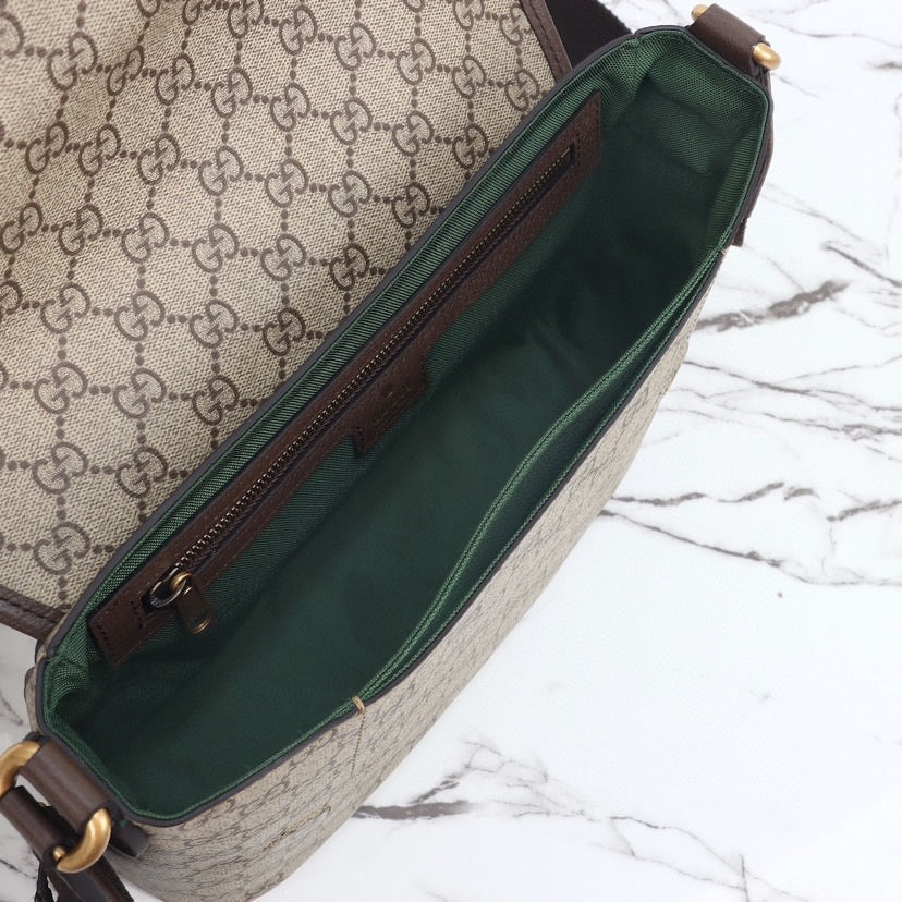 Ophidia series medium messenger bag