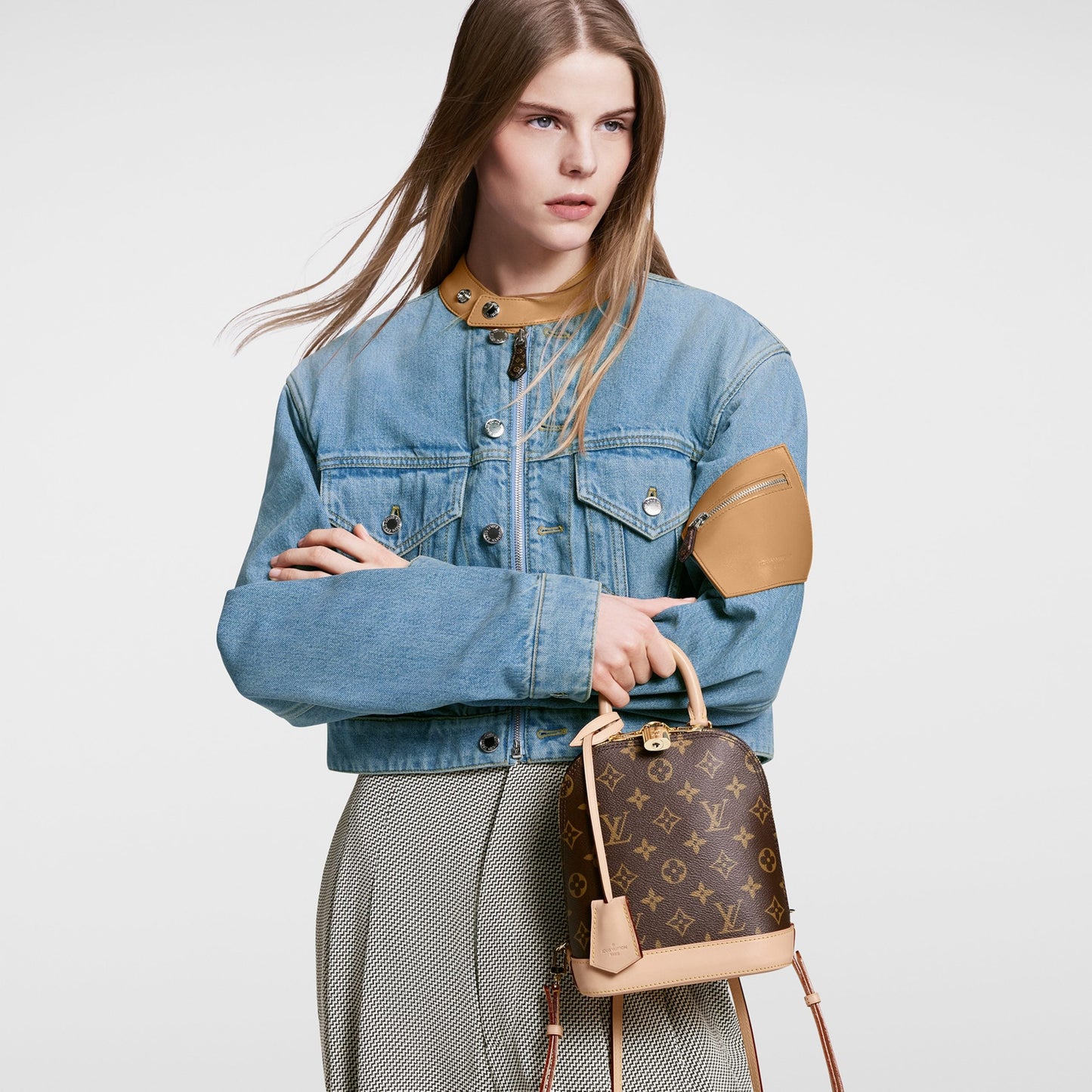 M47132 Alma Backpack Monogram