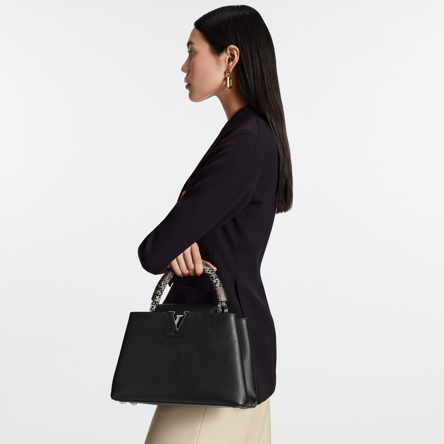 Capucines MM Black N92800